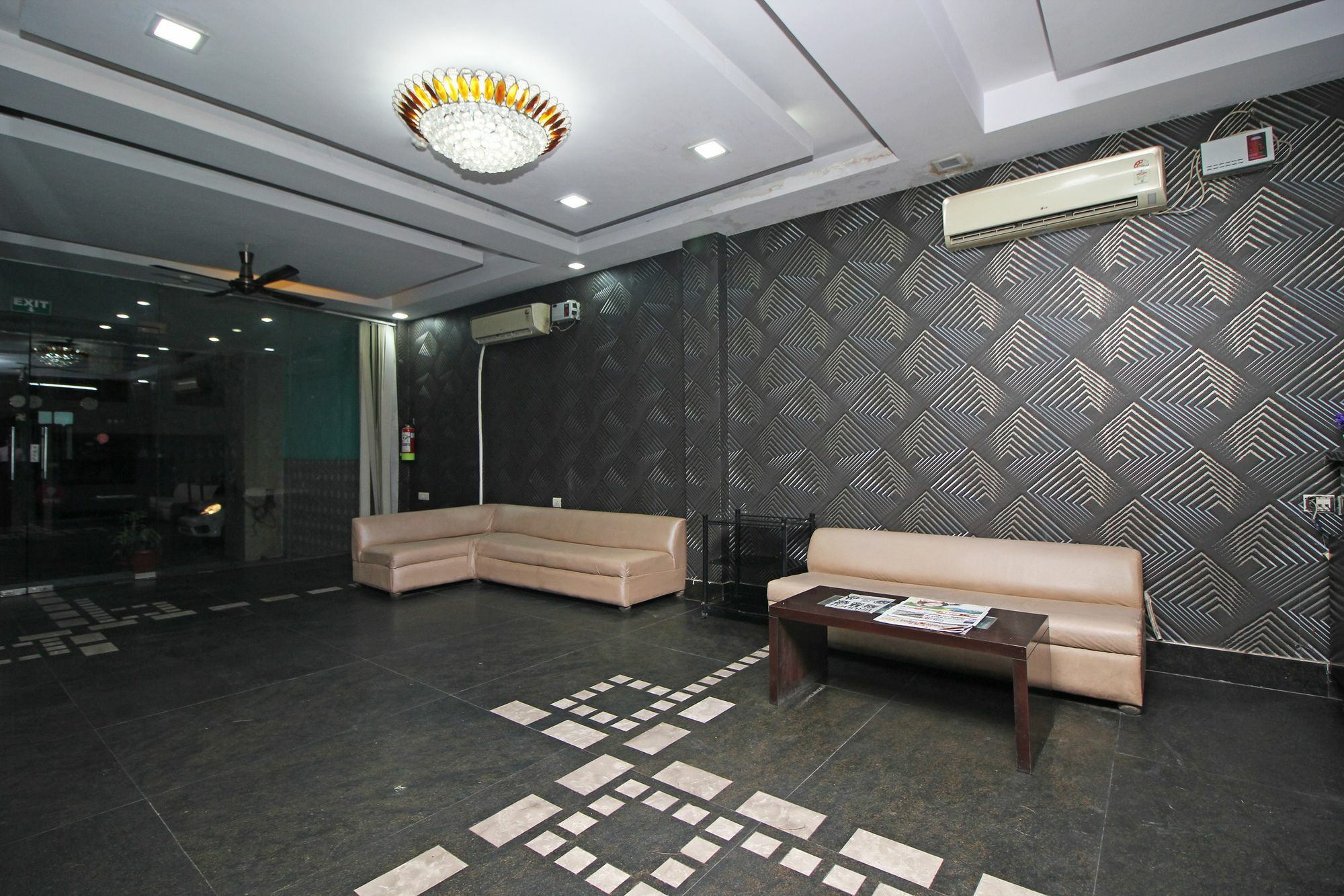 Oyo 9030 Hotel Delhi Airport Plaza ニューデリー エクステリア 写真